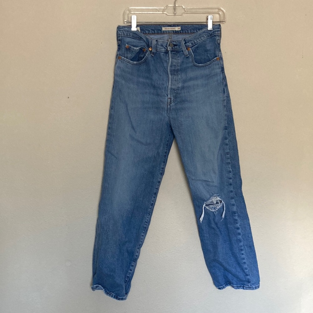 Rib cage straight jeans by Levi’s size 30
